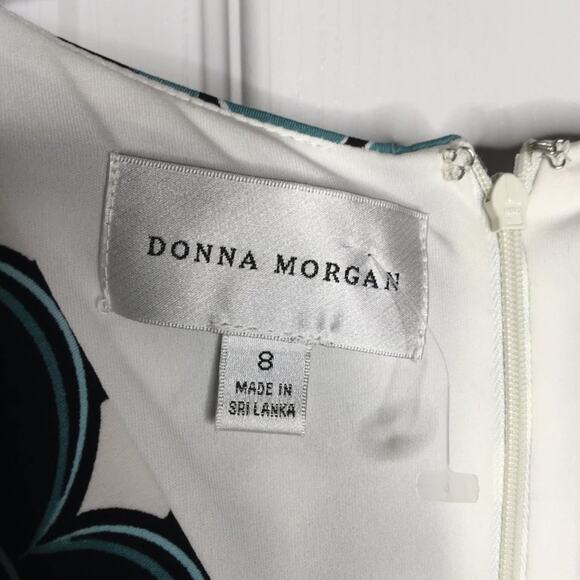 Donna Morgan Sleeveless Sheath Dress Twisted Front V-Neckline Printed Size 8 - Picture 8 of 8